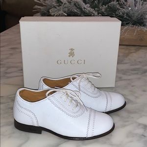 Gucci white baby shoes